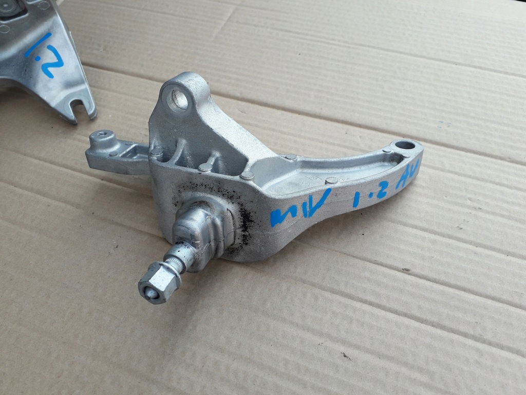 фото №1, Кронштейн подушка коробки renault megane iv 1.2 tce