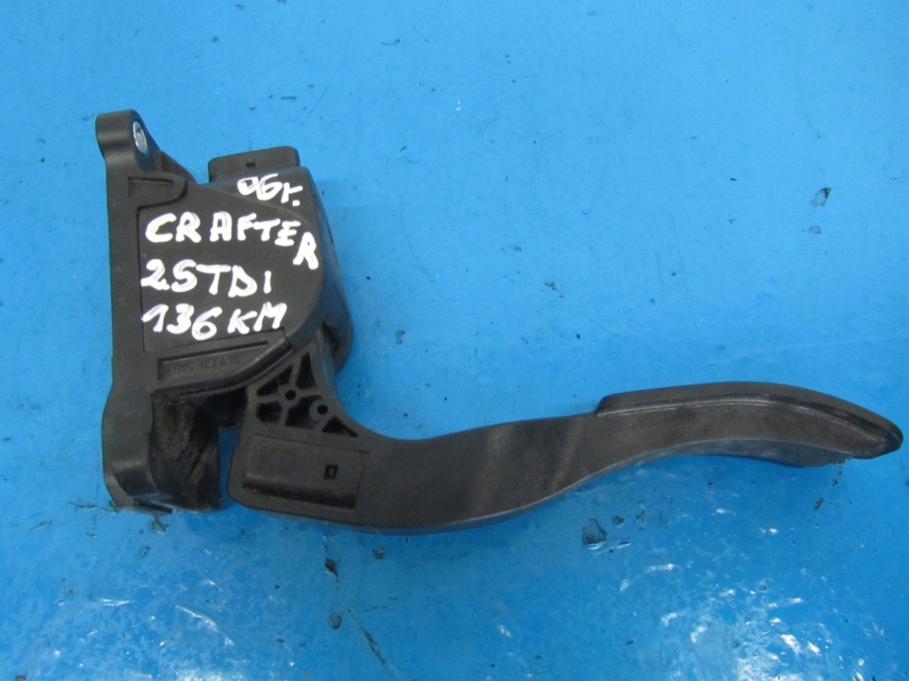 фото №1, Потенциометр газа vw crafter i 2.5 tdi