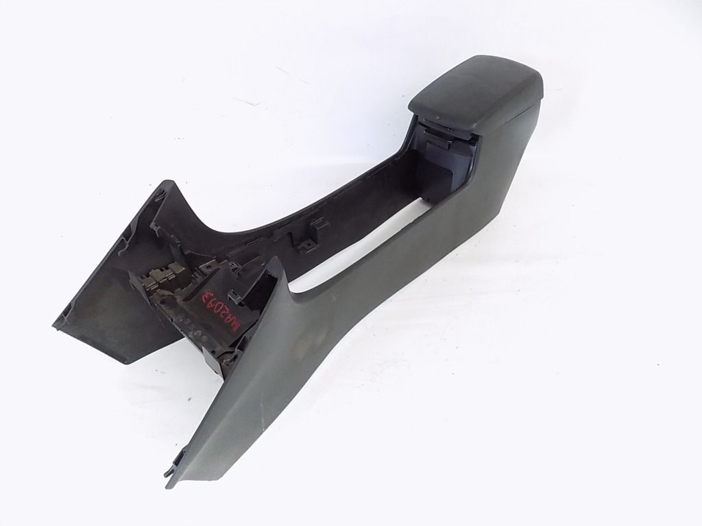 фото №1, Подлокотник туннель - mazda 3 03-09