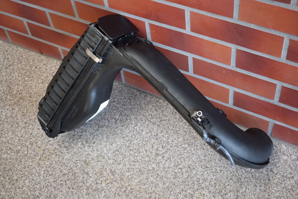 фото №1, Корпус фільтра датчик масової витрати повітря bmw 4 f32 f33 f36