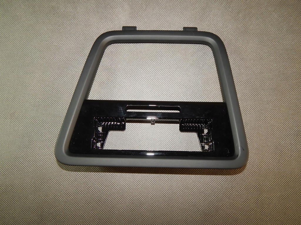 фото №1, Vw sharan рамка переключателей 7n1863440