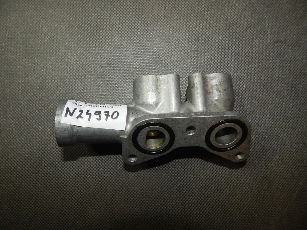 фото №1, Audi rs5 8t термостат патрубок 079115201c