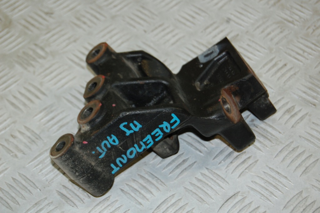 фото №1, Кронштейн кронштейн двигуна fiat freemont