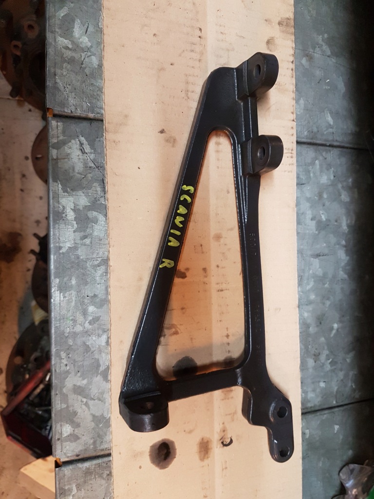 фото №1, Scania r кронштейн насос подъёма кабины