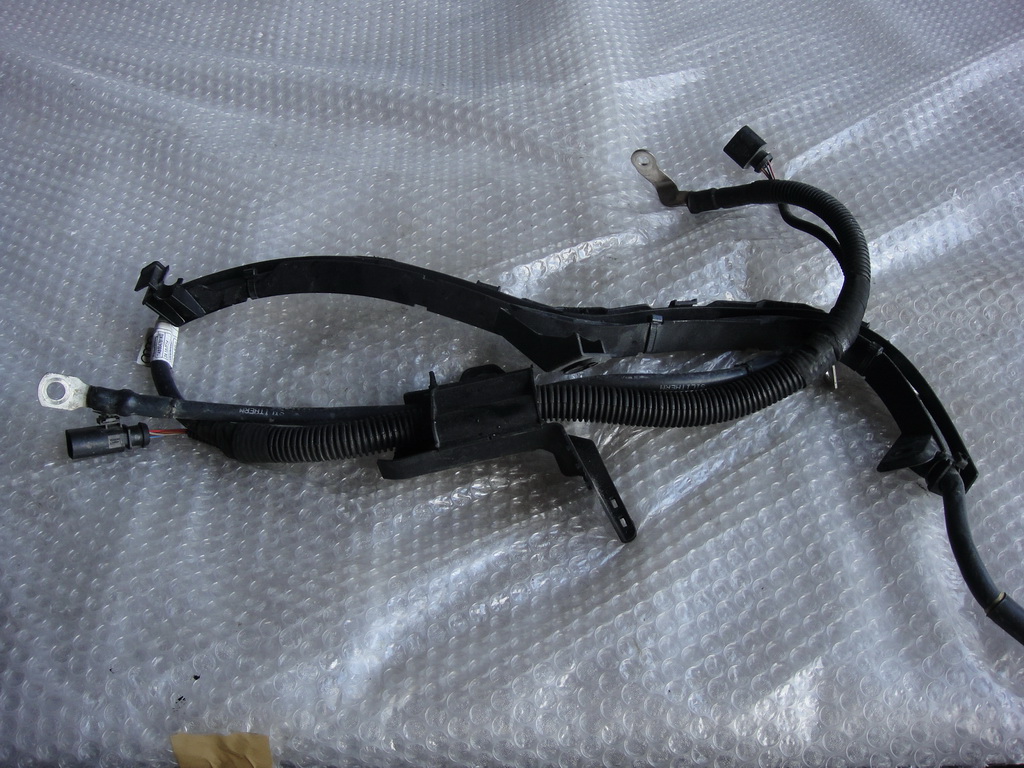 фото №1, Audi q7 4m0 e-tron жгут генератора 4m0971228ap