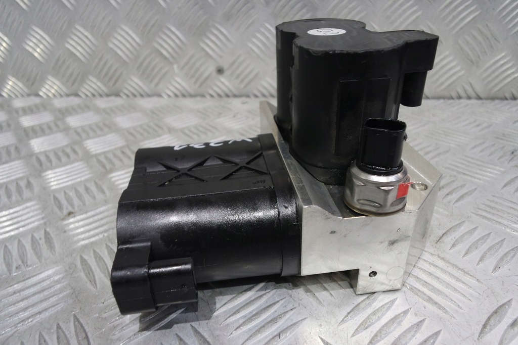 фото №4, Mercedes sl r231 блок клапанов подвеска abc