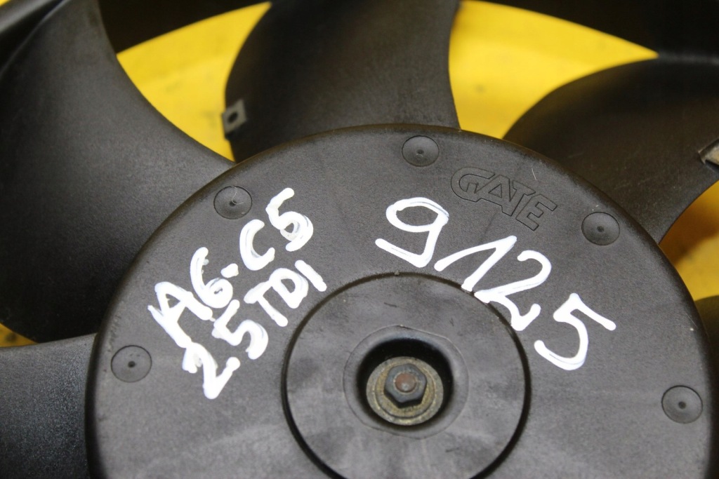 Вентилятор радіатора a6 c5 2.5 tdi 8d0959455l Недорого