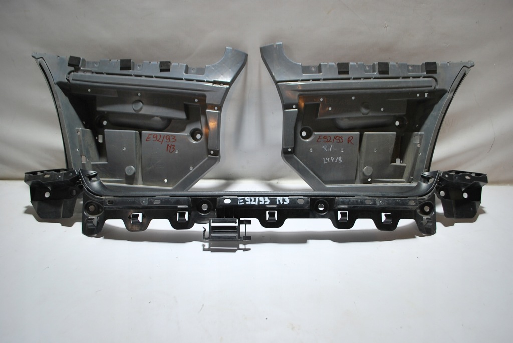 Купить Bmw m3 e92 e93 направляющая направляющие бампера заднего задняя