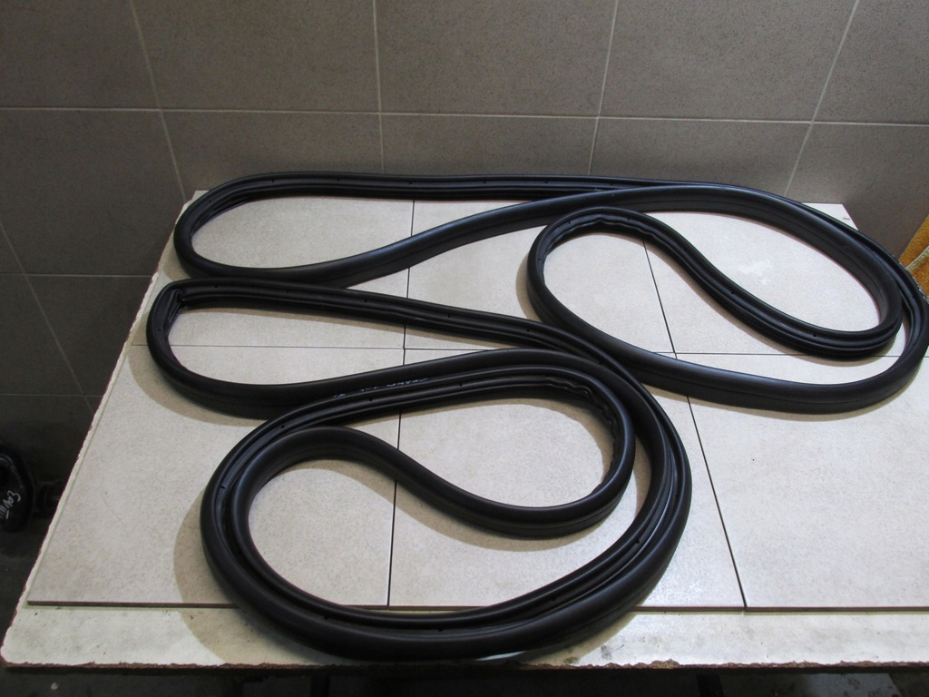 фото №1, Прокладка двері задня grand c-max 2012 rok