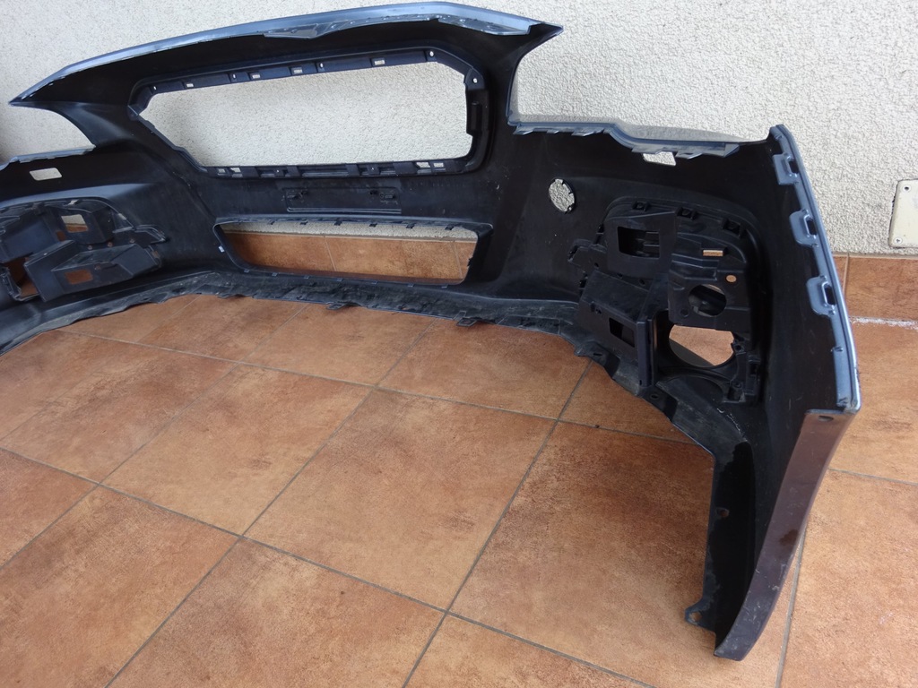 фото №8, Subaru levorg 2015 2016- 15 бампер передній решітка