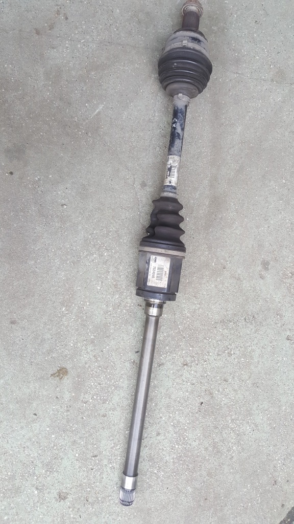 Купити Bmw e 83 x3 2,0d привідний вал права перед 7524046