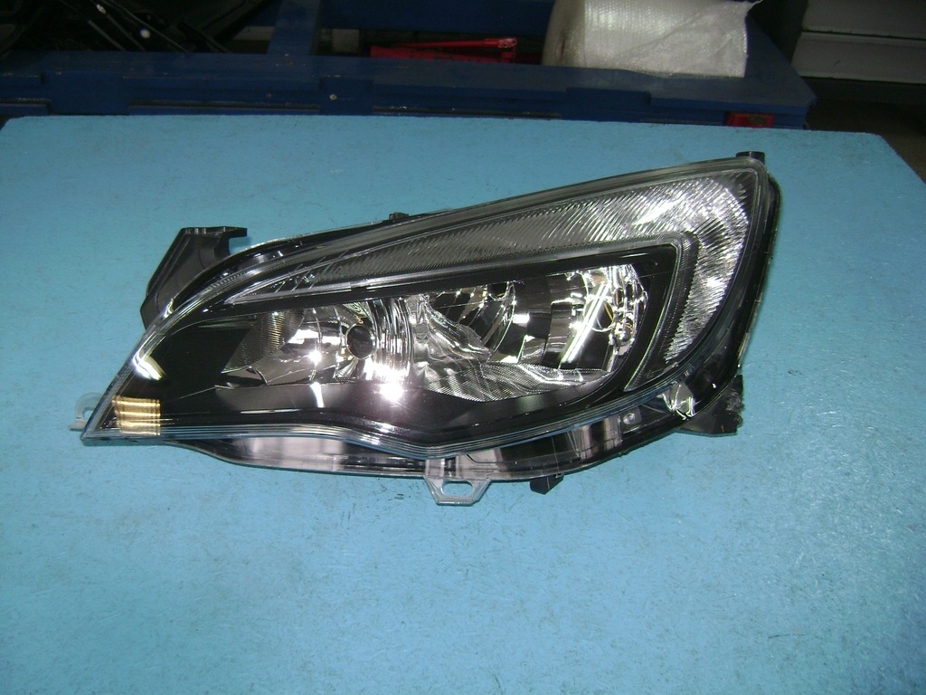 фото №1, Лампа передняя левая opel astra 4