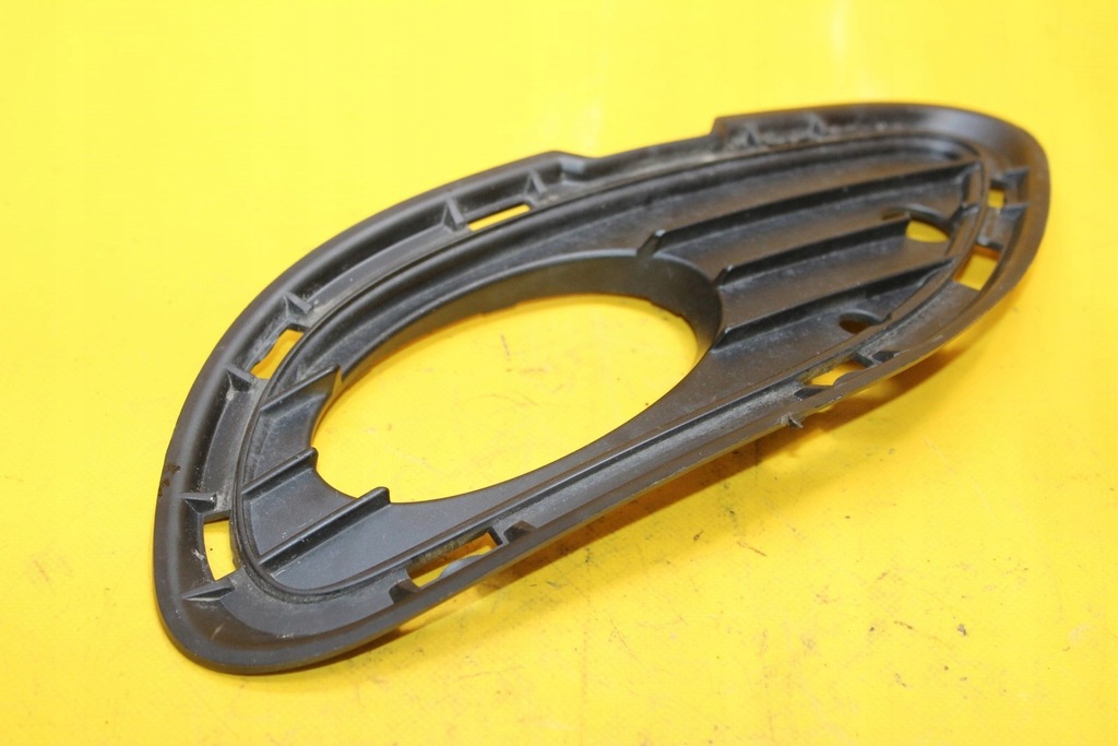 фото №1, Решётка бампера левый перед mercedes w203 lift