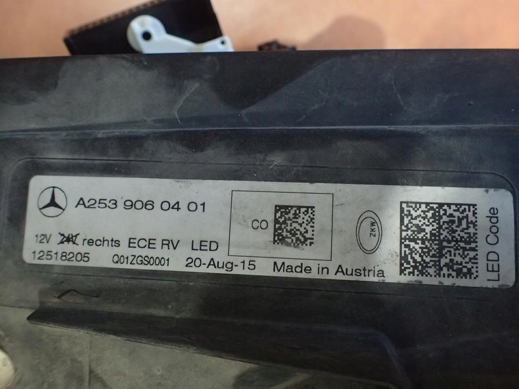 Фара перед правая mercedes glc w253 full led Оригинал