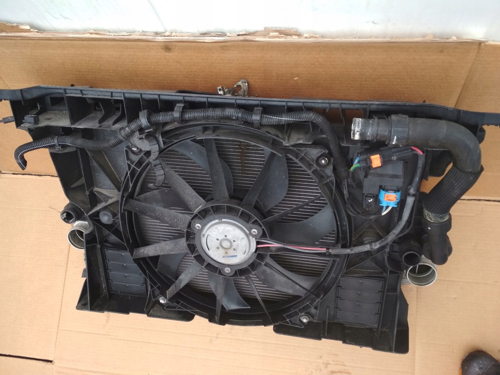 фото №3, Citroen ds4 комплект радиатор pas передний 1.6 thp 200km