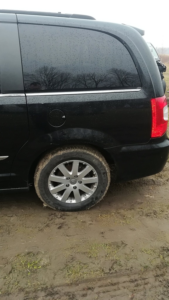 фото №1, Voyager town caravan 08-18r крыло четверть левая