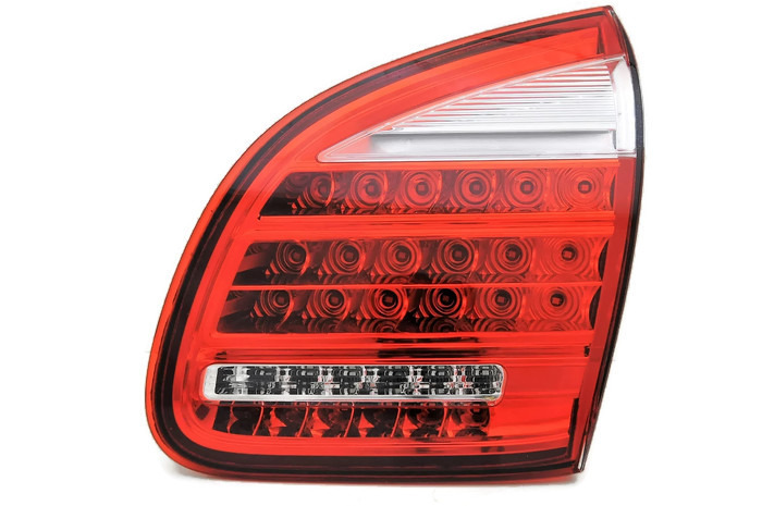 Купить Porsche cayenne 2011- фара задняя led правый  новая ^