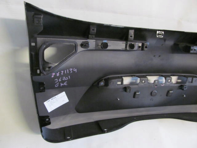 фото №5, Renault megane iv grandtour накладка крышки задняя 16-