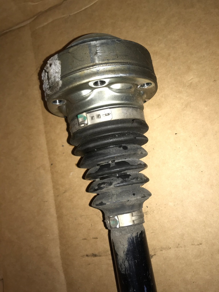 Audi a4 a5 b9 8w6 привідний вал правий задній 8w0501204f Оригінал