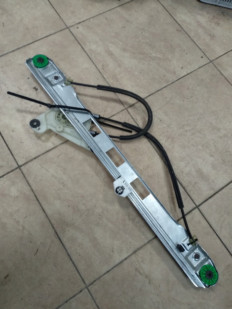 фото №1, Підйомник скло renault master iii '11 перед x